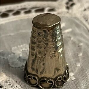 Taxco Mexican Sterling Silver Thimble with Heart Accents